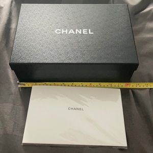 Chanel shoe box